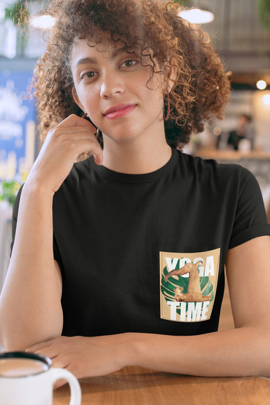 Koszulka z kieszonką YOGA DOG 03