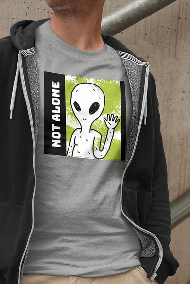 Koszulka z naszywką Not alone