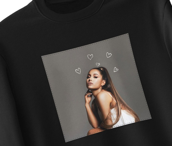 Bluza z naszywką ARIANA GRANDE 02