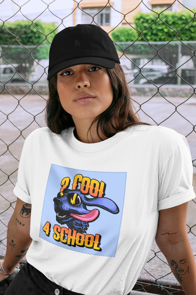 Koszulka z naszywką 2 cool 4 school