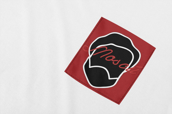 Koszulka z kieszonką DOM Z PAPIERU MOSKWA