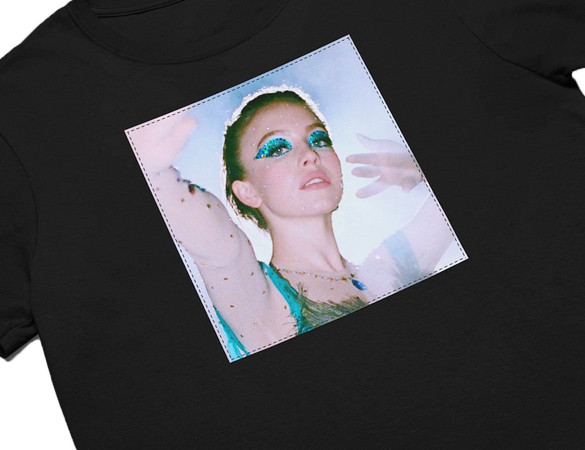 Koszulka z naszywką Euphoria Cassie