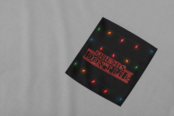 Koszulka z kieszonką STRANGER THINGS 02