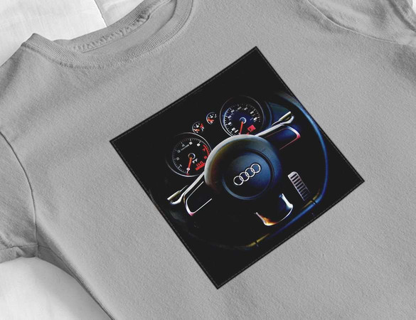 Bluzka damska z naszywką Audi 01