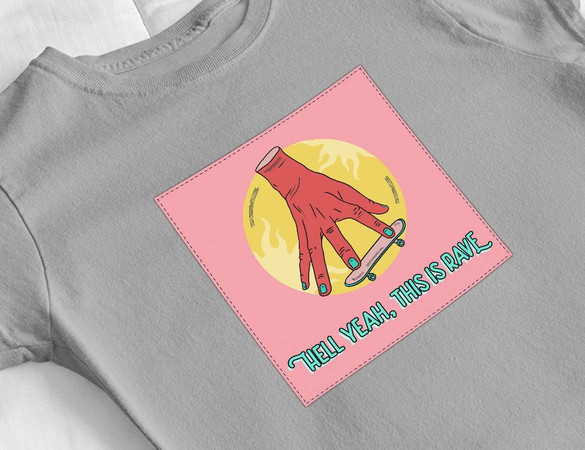 Bluzka damska z naszywką Hell yeah,this is rave