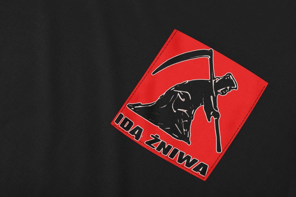 Koszulka z kieszonką  IDĄ ŹNIWA