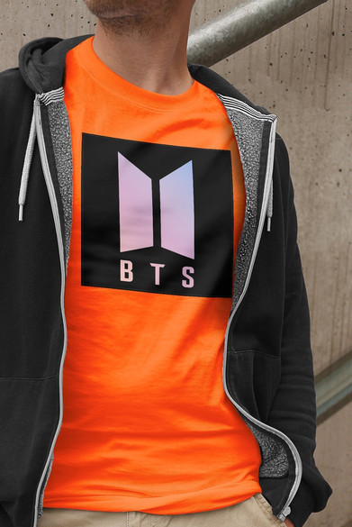 Koszulka z naszywką BTS LOGO