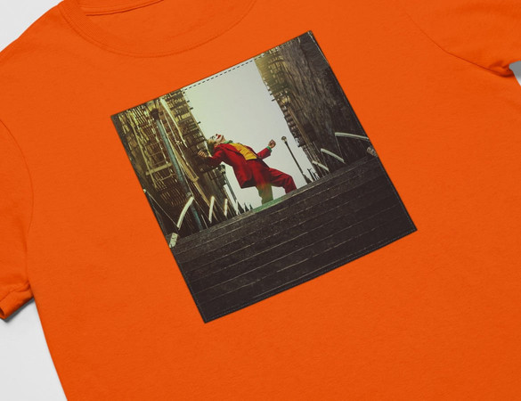 Koszulka z naszywką Joker Dance 02