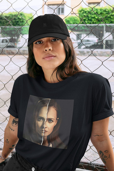 Koszulka z naszywką The Handmaid's Tale 03