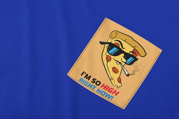 Koszulka z kieszonką I'M SO HIGH RIGHT NOW