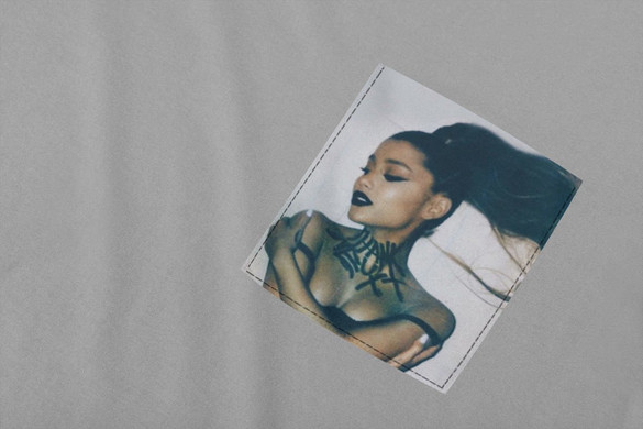 Koszulka z kieszonką ARIANA GRANDE