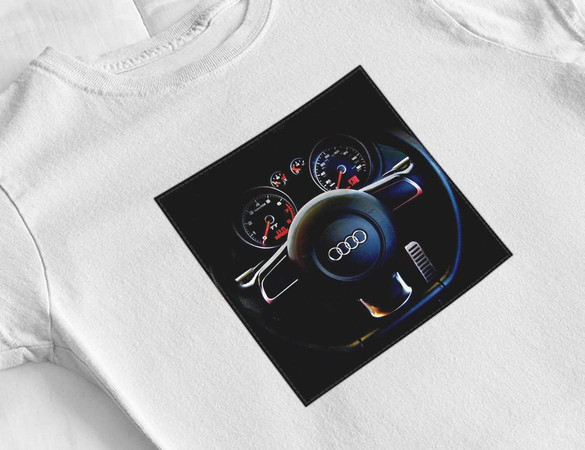 Bluzka damska z naszywką Audi 01