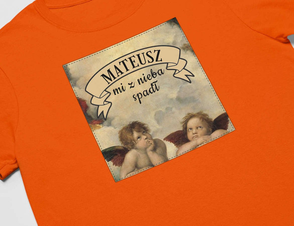 Koszulka z naszywką na Walentynki TWÓJ NAPIS