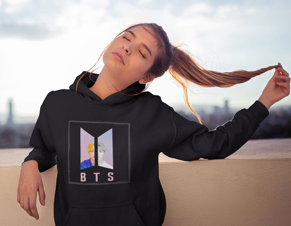 Bluza z naszywką BTS JIN
