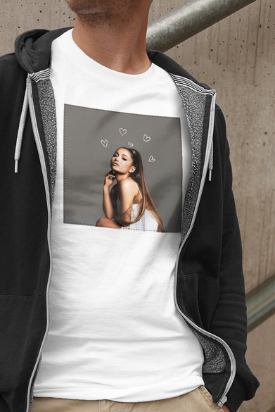 Koszulka z naszywką ARIANA GRANDE 02