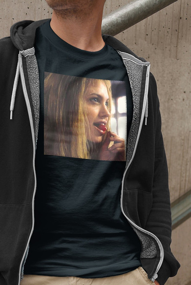 Koszulka z naszywką Girl, Interrupted Lisa2