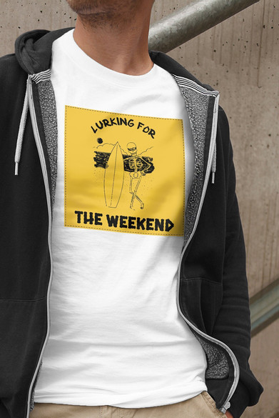 Koszulka z naszywką Lurking for the weekend