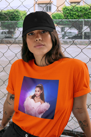 Koszulka z naszywką ARIANA GRANDE 07