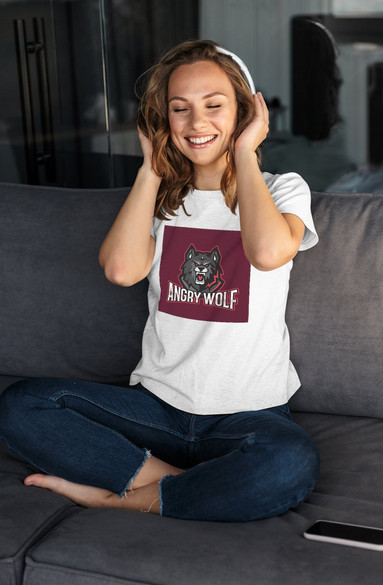 Bluzka damska z naszywką Angry Wolf