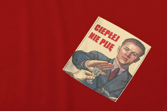 Koszulka z kieszonką CIEPŁEJ NIE PIJĘ