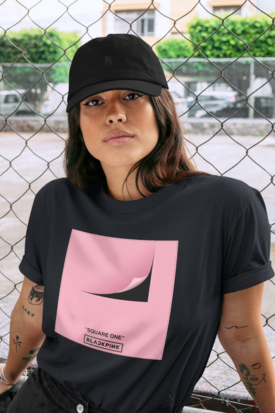 Koszulka z naszywką BlackPink Square one