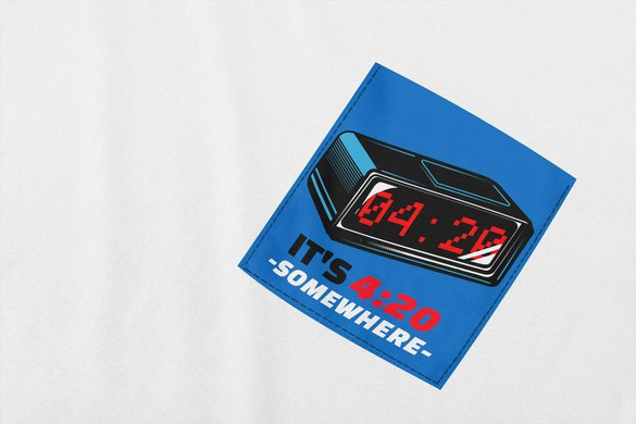 Koszulka z kieszonką IT'S 4:20 SOMEWHERE