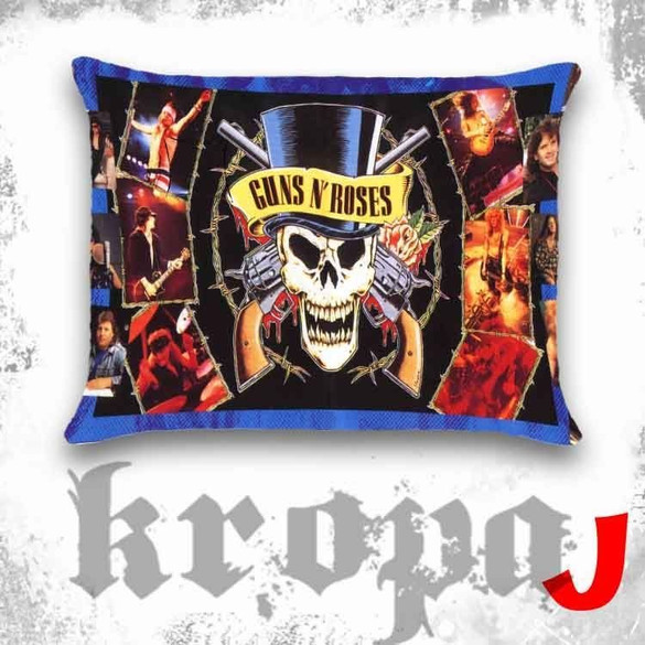 Poduszka Guns N’ Roses duża 58 cm 38 cm