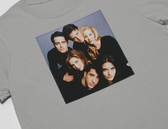 Koszulka z naszywką Friends squad