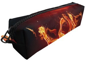 Piórnik KOŃ W PŁOMIENIACH