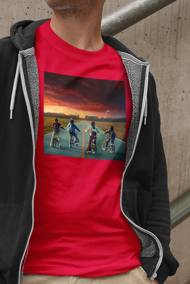 Koszulka z naszywką Stranger Things squad 3