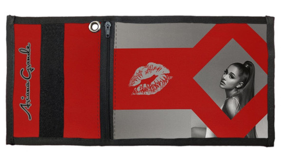 Portfel Ariana Grande