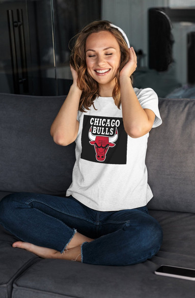 Bluzka damska z naszywką NBA CHICAGO BULLS