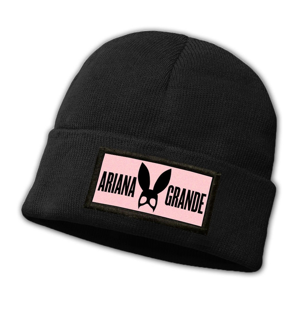 Czapka zimowa z naszywką ARIANA GRANDE, roz.Standard