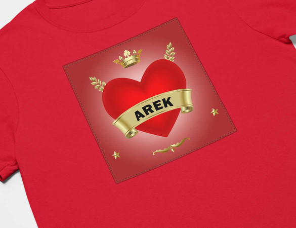 Koszulka z naszywką na Walentynki TWÓJ NAPIS