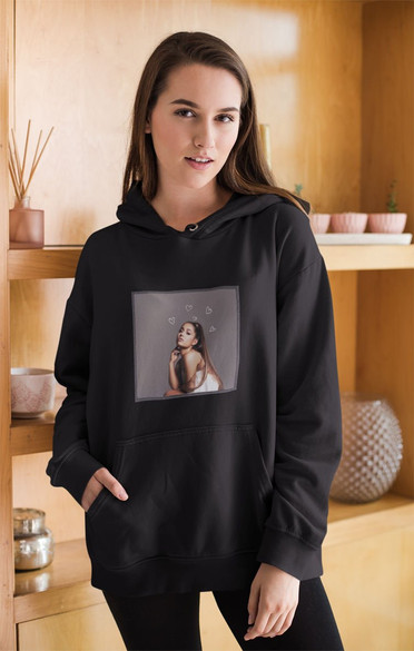 Bluza z naszywką Ariana Grande