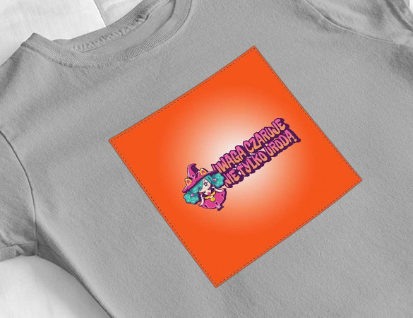 Bluzka damska z naszywką Uwaga czaruje nie..