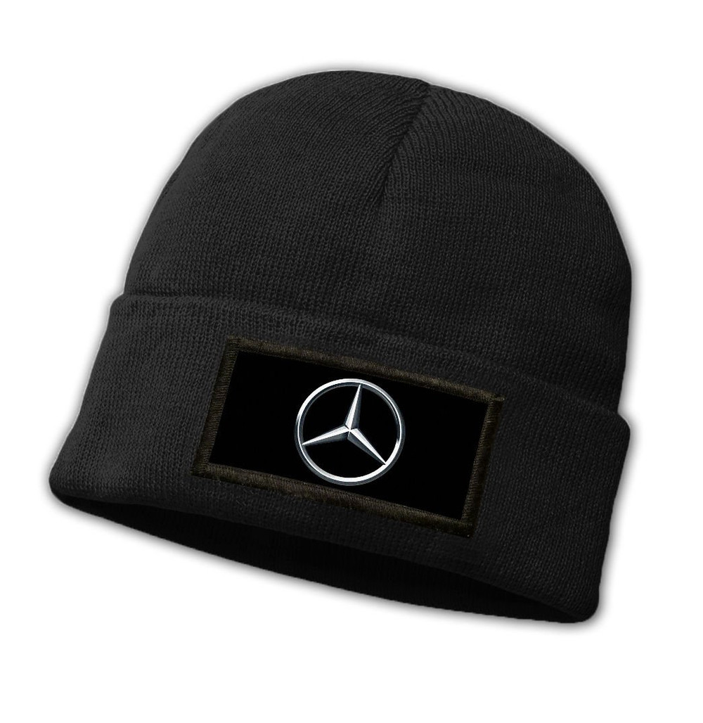 Czapka zimowa z naszywką MERCEDES