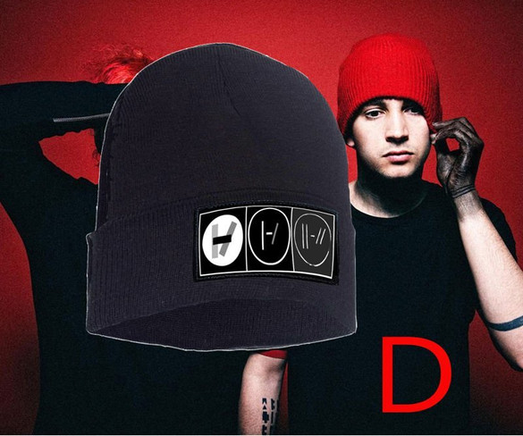 Czapka zimowa z naszywką TWENTY ONE PILOTS