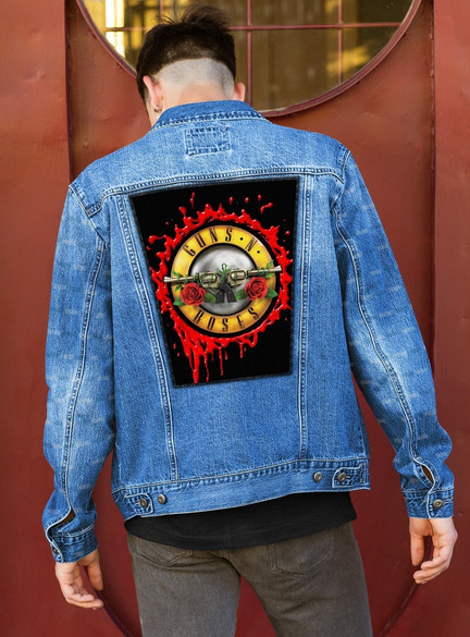 Ekran Guns N’ Roses