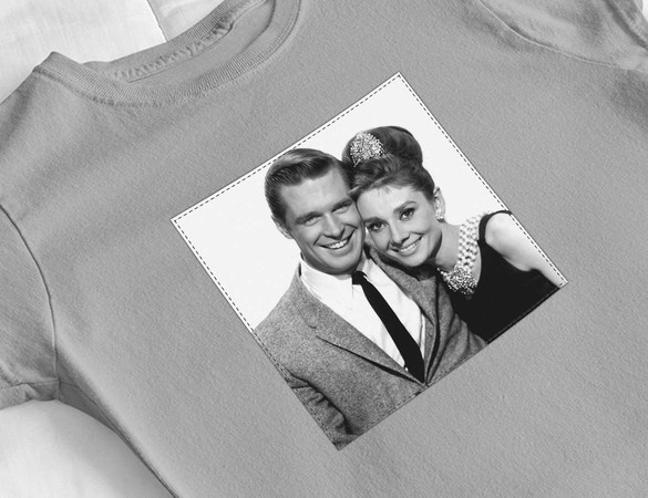 Bluzka damska z naszywką Breakfast at Tiffany's