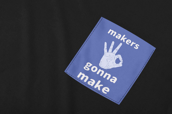 Koszulka z kieszonką MAKERS GONNA MAKE