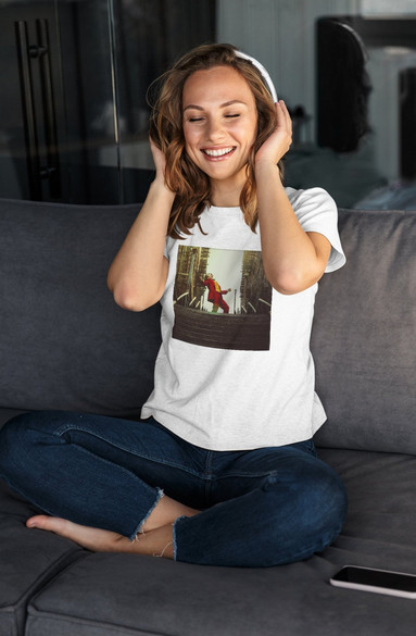 Bluzka damska z naszywką Joker Dance 02