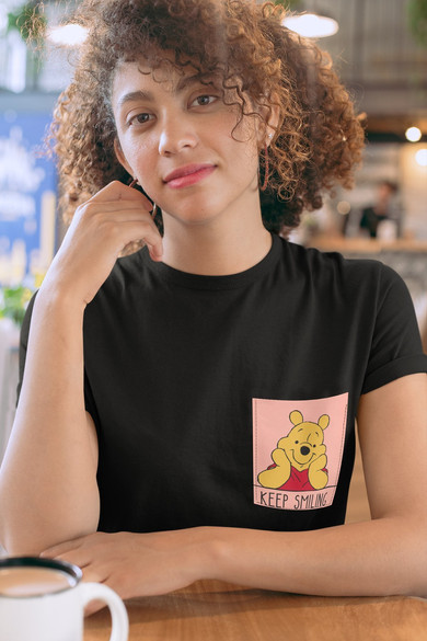 Koszulka z kieszonką KEEP SMILING