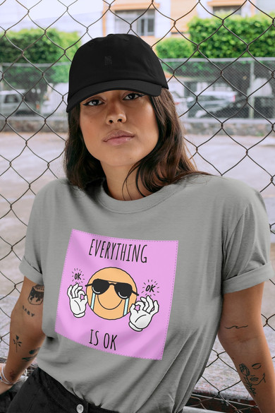Koszulka z naszywką Everything is OK