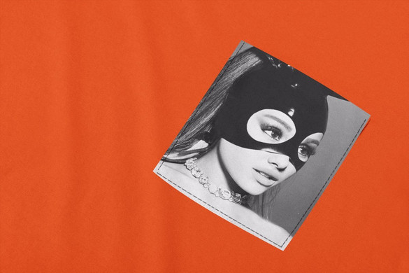 Koszulka z kieszonką ARIANA GRANDE 03