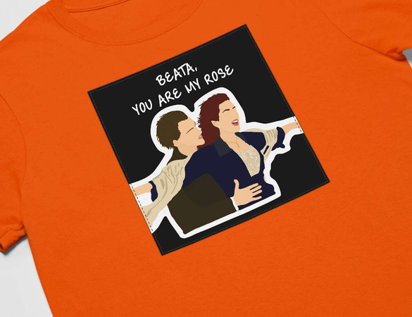 Koszulka z naszywką na Walentynki TWÓJ NAPIS