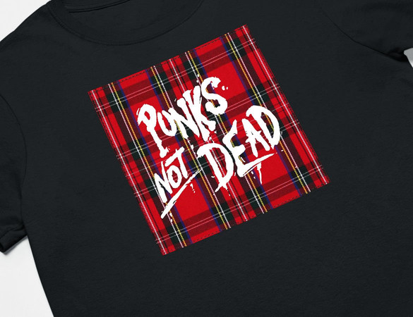 Koszulka z naszywką Punks Not Dead 01