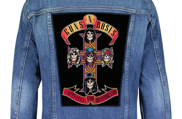 Ekran Guns N’ Roses