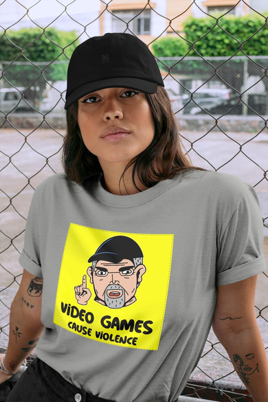 Koszulka z naszywką Video games...