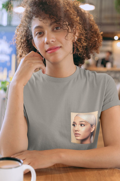 Koszulka z kieszonką ARIANA GRANDE 01